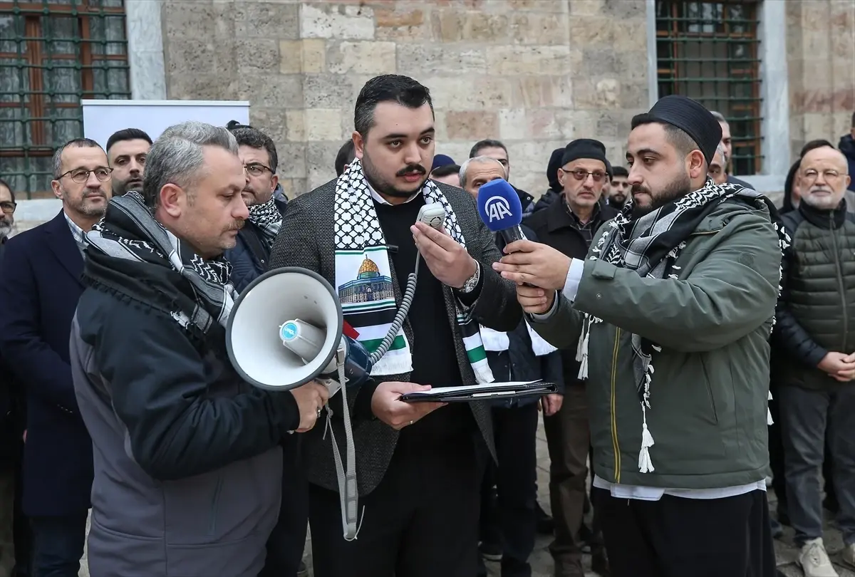 Bursa'da gönüllü kuruluşlardan Galata Köprüsü'nde düzenlenecek Filistin eylemi için çağrı