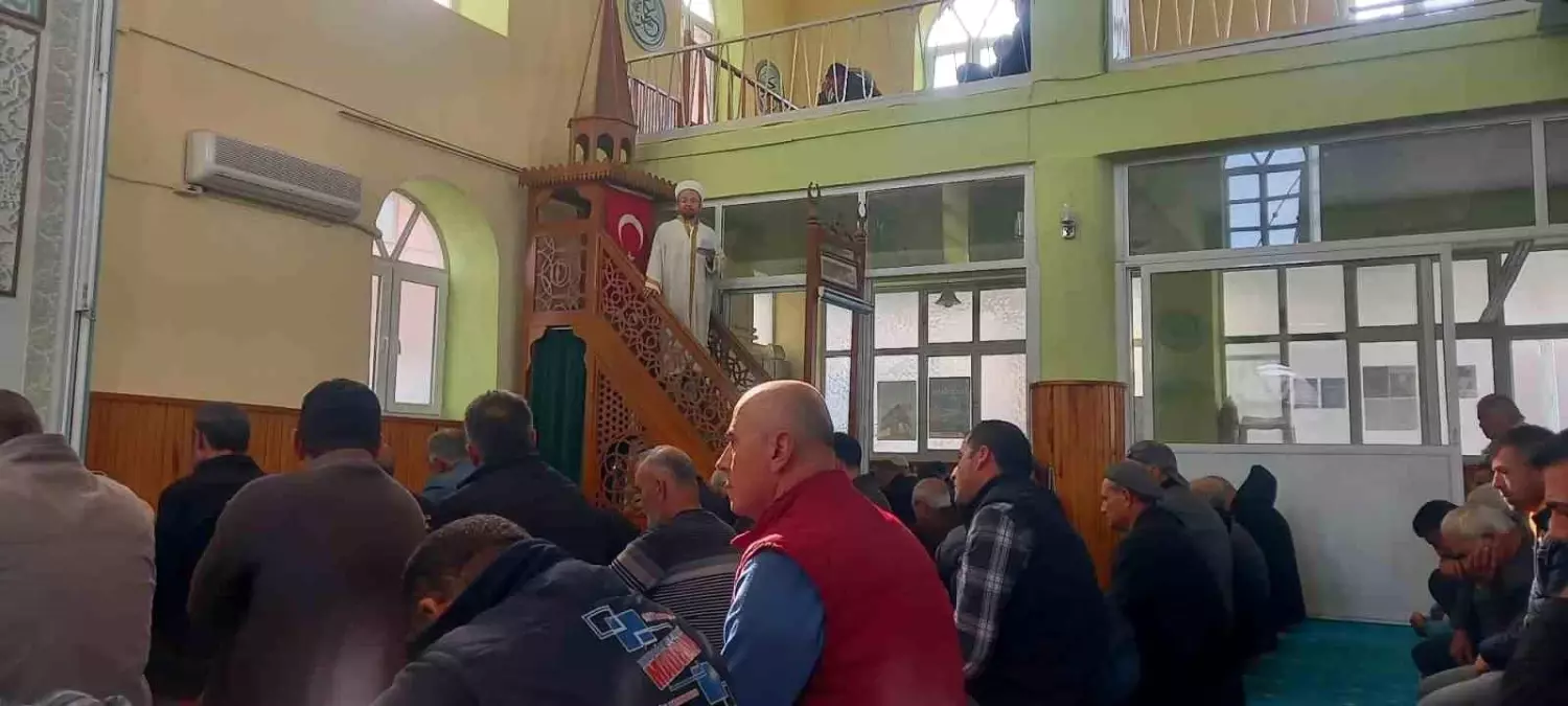 Cuma hutbesinde 'yeni yıl ve kimlik' vurgusu yapıldı