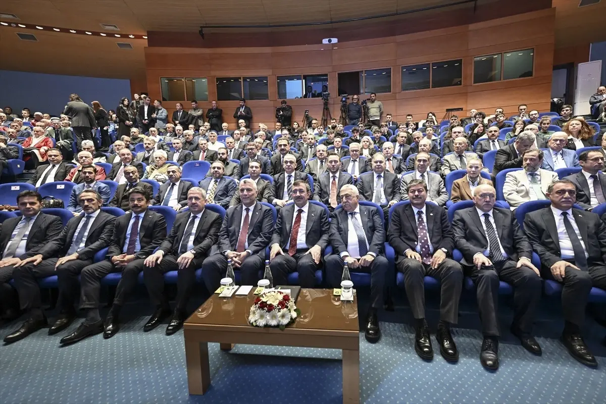 Cumhurbaşkanı Yardımcısı Yılmaz, 'Türkiye Ahilik Buluşması ve Ahi Esnaf Beratı Takdim Töreni'nde konuştu Açıklaması