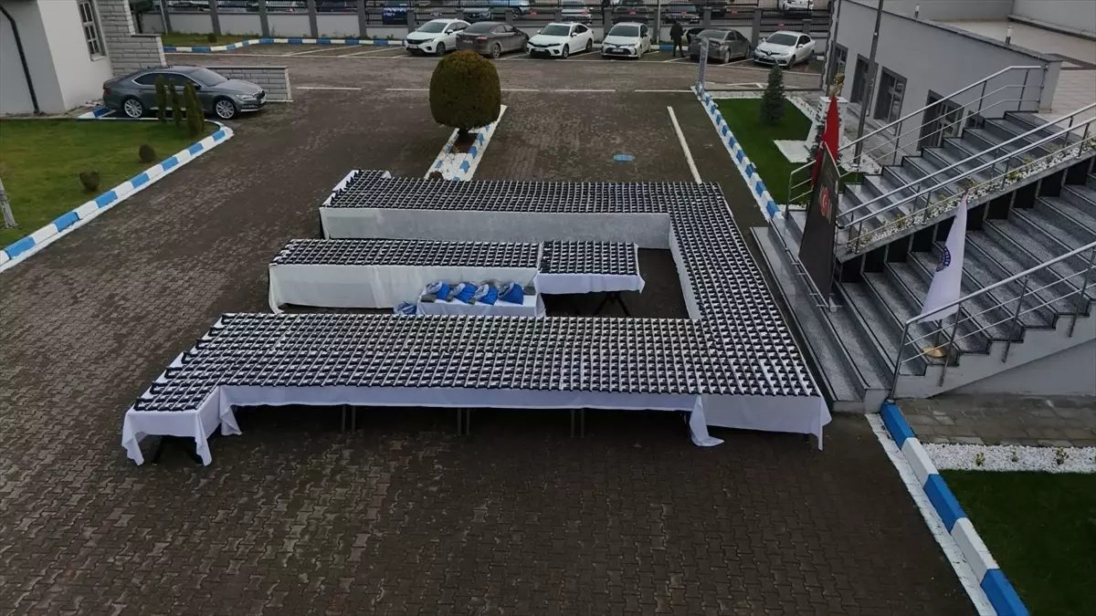 Düzce'de silah kaçakçılığı operasyonunda yakalanan 6 şüpheli adliyede