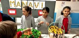 Gelibolu'da öğrencilerin açtığı 'dürüstlük manavı'nın geliri Gazzeli çocuklara gönderilecek