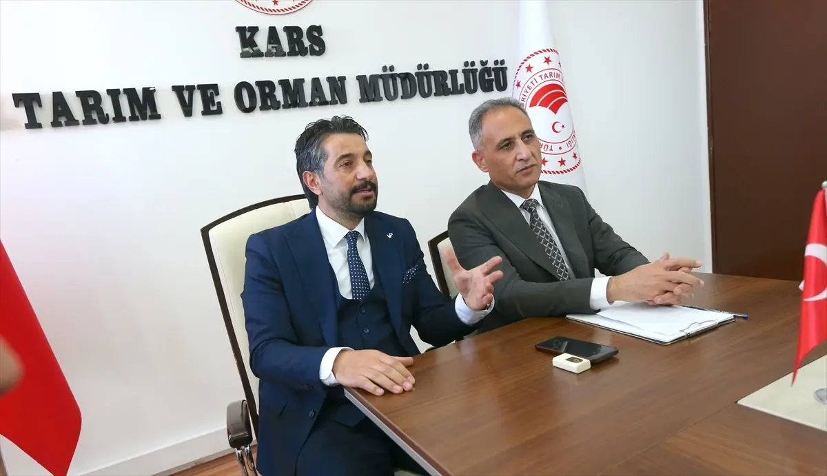 Kars Damızlık Sığır Yetiştiricileri Birliği'ne birinci derece tarımsal örgüt belgesi verildi