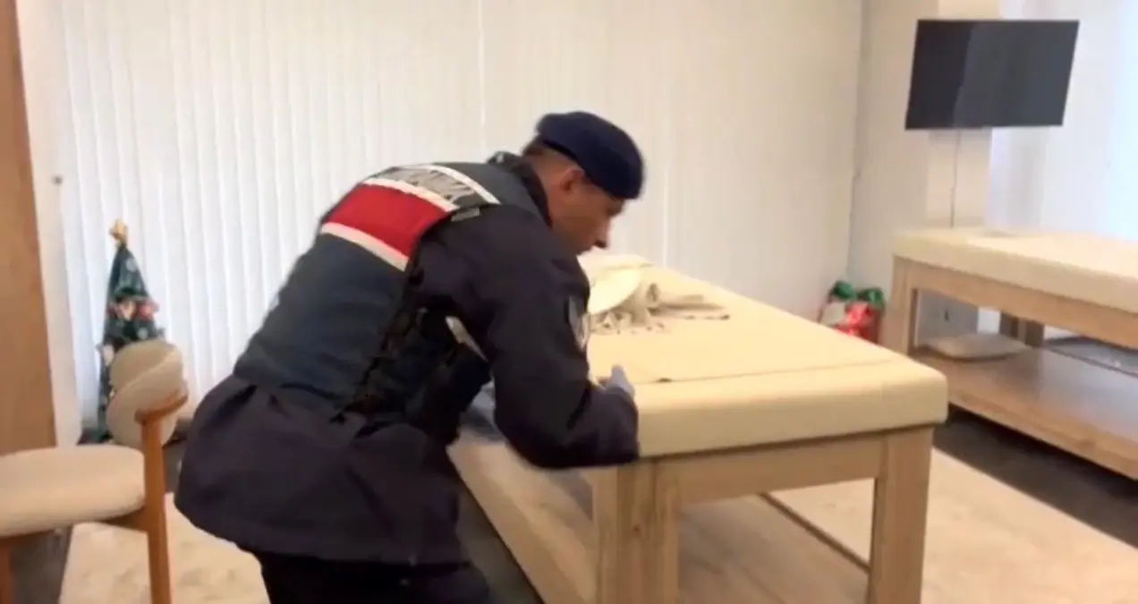 Masaj salonuna fuhuş operasyonu