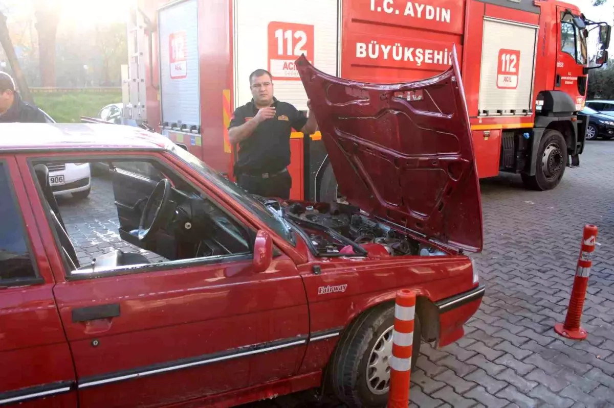 Otomobilden dumanlar yükseldi, ekipler harekete geçti