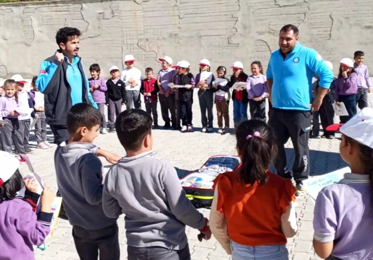 Ozan Köyü'nde çocuklara sağlıklı yaşam eğitimi