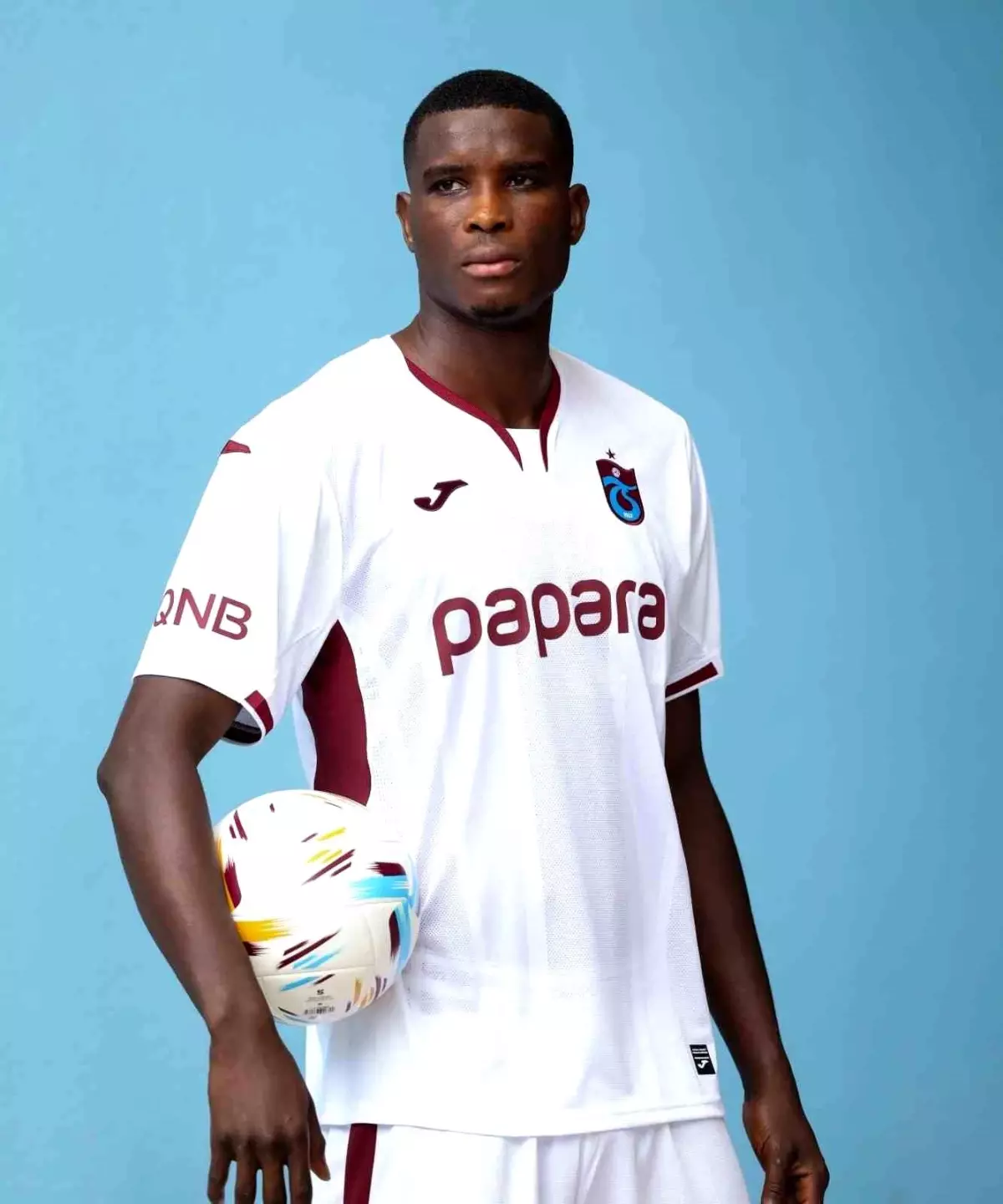 Paul Onuachu: "Bir futbolcunun yaşayabileceği en güzel şey kupa kazanmak"