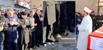 Şehit babasının kahreden görüntüsüyle ilgili gerçek bambaşka çıktı