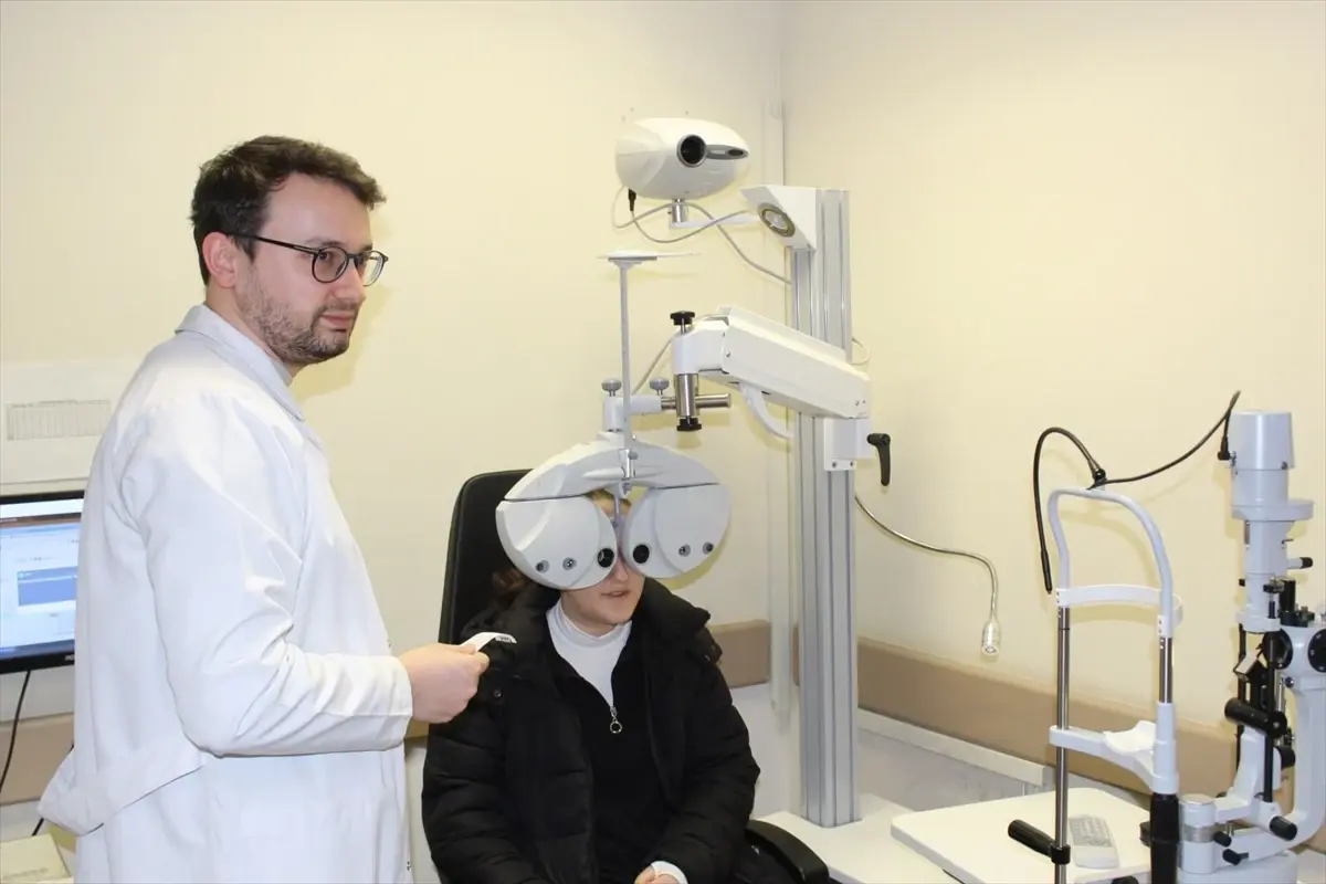 Tatvan Devlet Hastanesi'nde yeni göz muayene üniti hizmete alındı