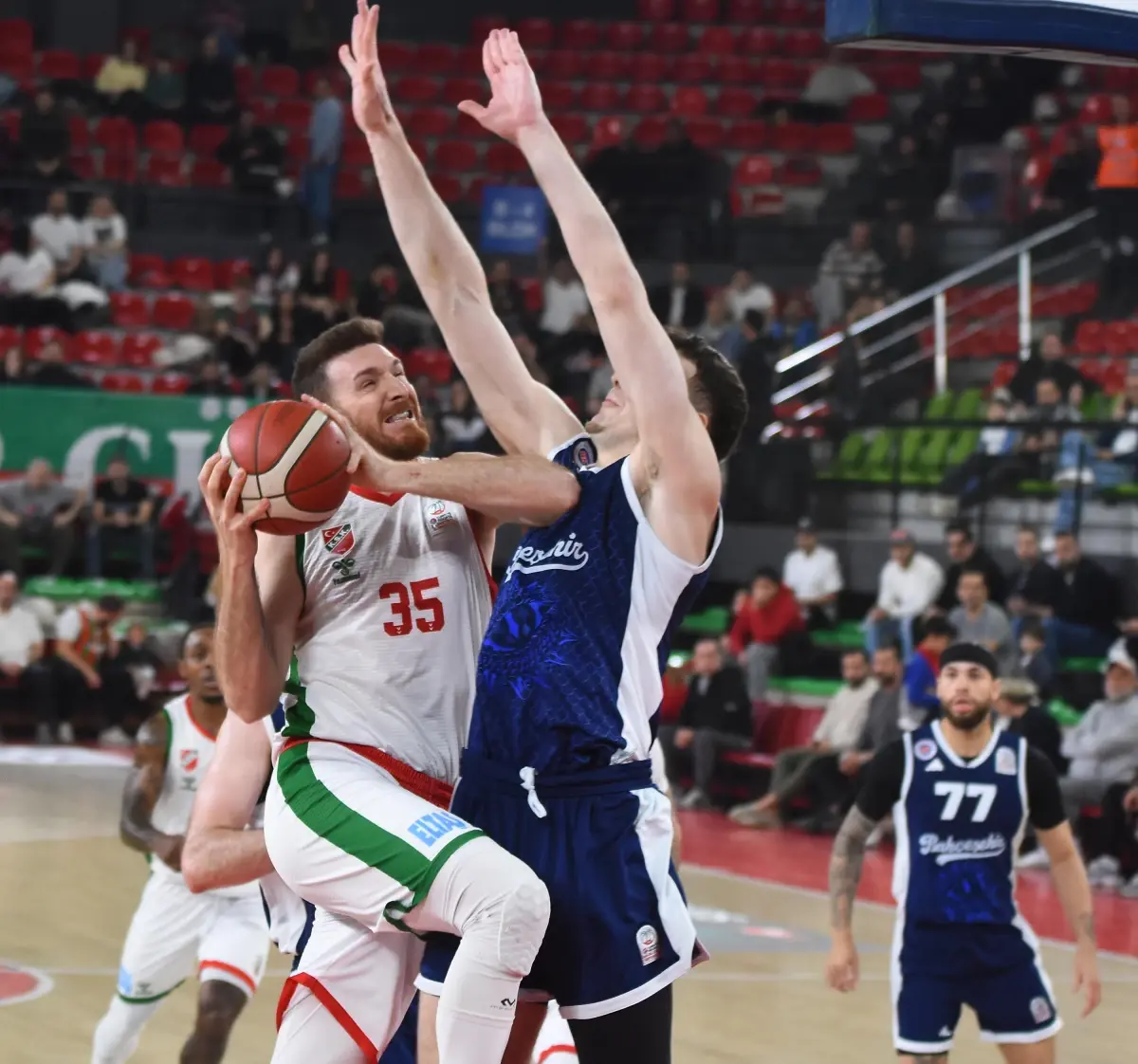 Karşıyaka, Ufuk Sarıca'nın çalıştırdığı Safiport Erokspor'a konuk olacak