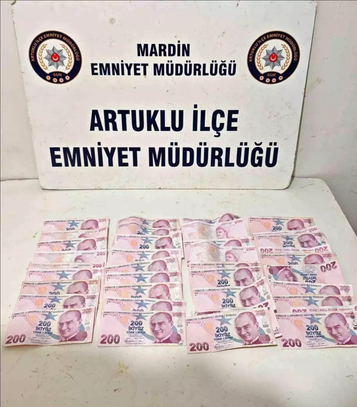 Mardin'de kaybolan banka kartından 7 bin 400 lira çeken 2 şüpheli yakalandı