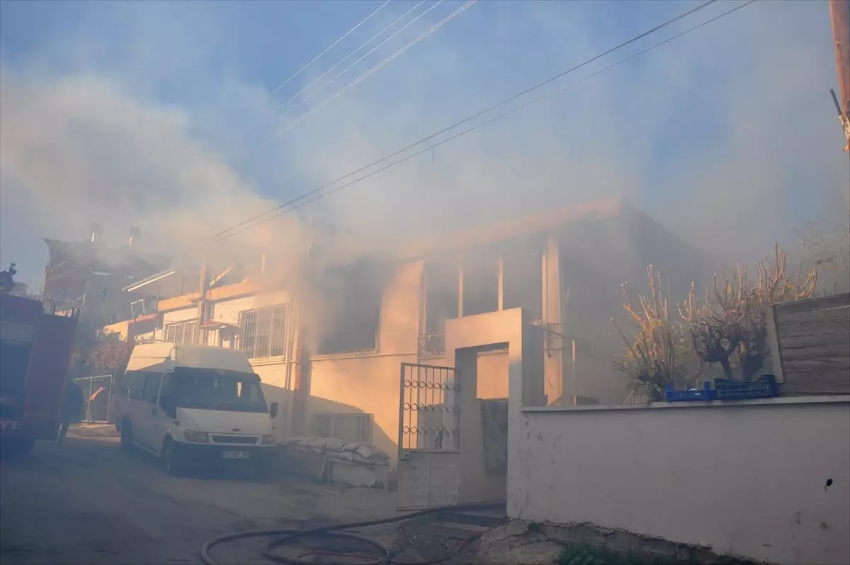 Mersin'de müstakil evde çıkan yangında 2 çocuk yaşamını yitirdi