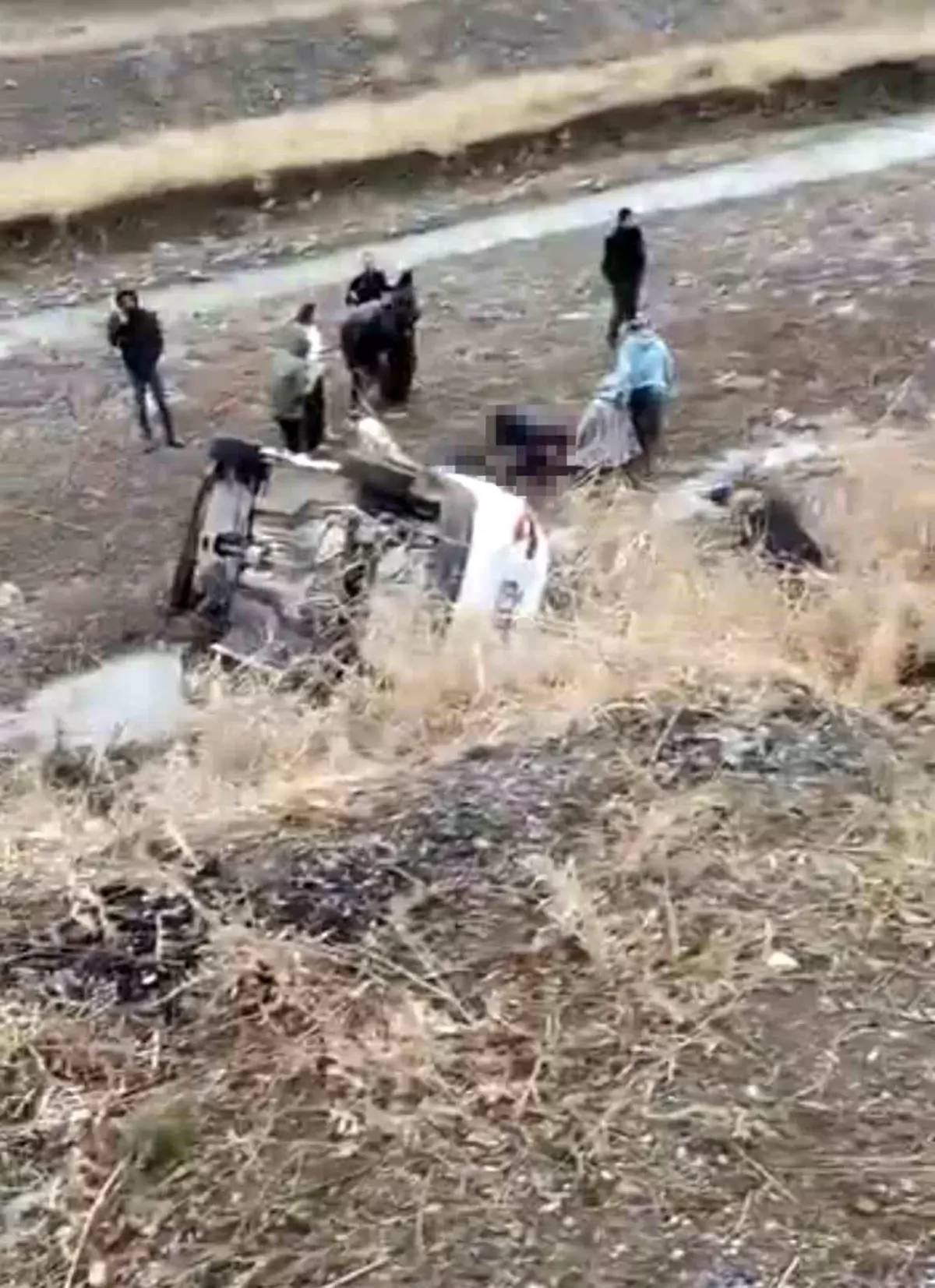 Muş'ta zincirleme trafik kazası: 1 ölü, 2 yaralı