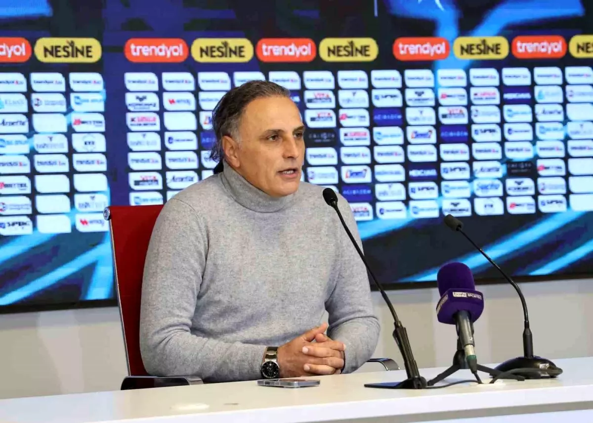 Mustafa Gürsel: "Şapkamızı önümüze koyacağız"