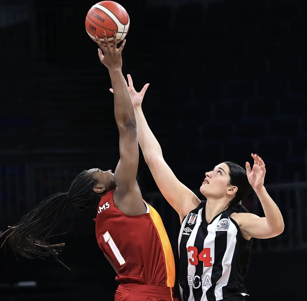 Potada kadınlar derbisinde kazanan Galatasaray