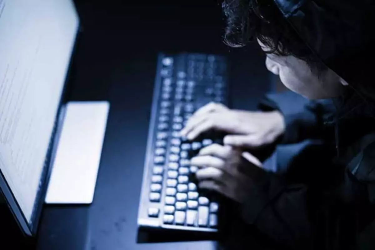 Sanal medyada tetikçi ilanı verdi, gözaltına alındı