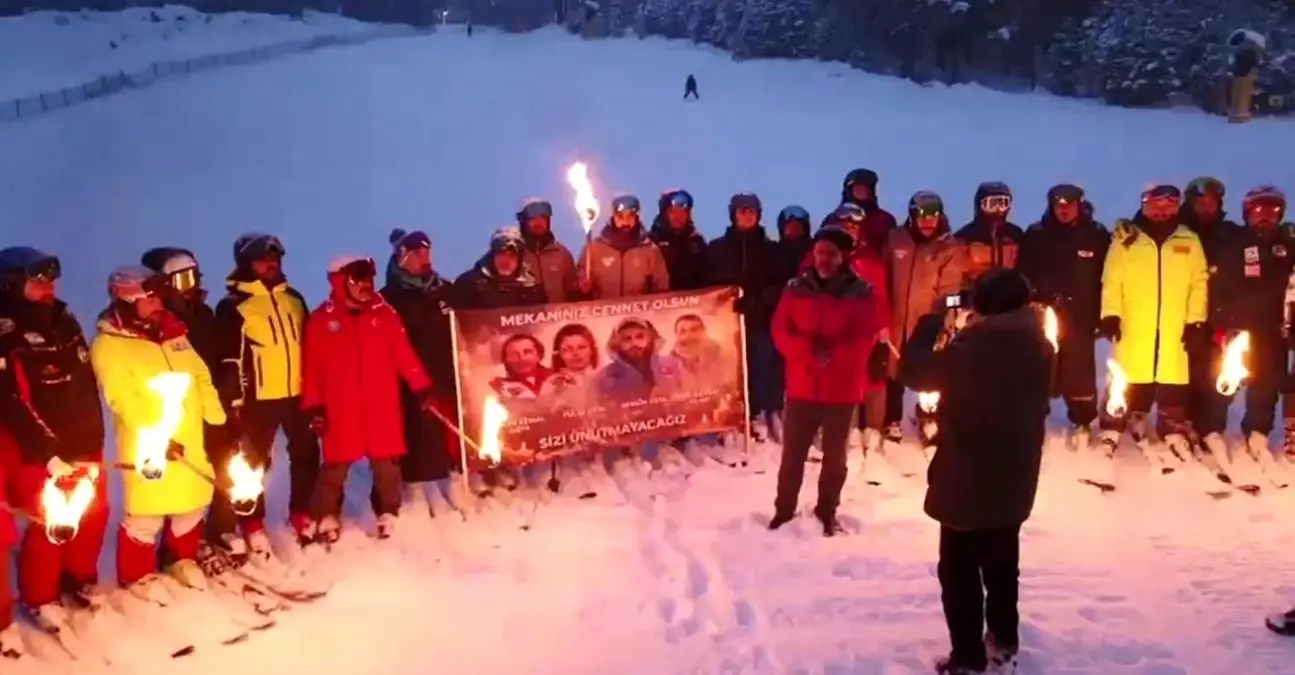 Sarıkamış'tan Bursa'ya vefa köprüsü: Genç kayakçılar, Bursa'daki yangında ölen kayakçıları andı