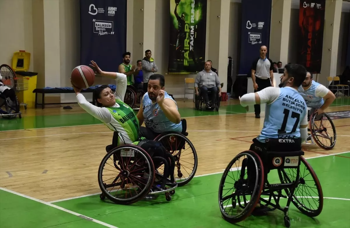 Tekerlekli Sandalye Basketbol Süper Ligi