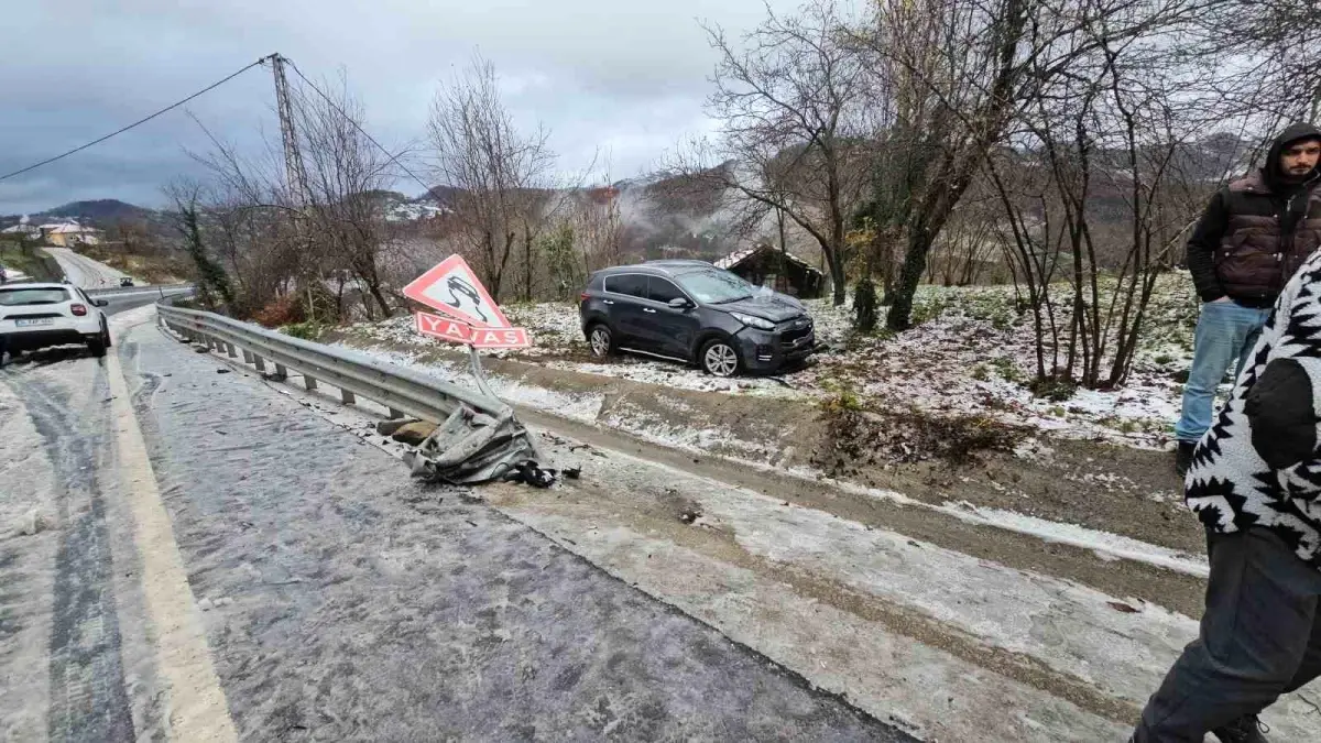 Zonguldak'ta kar yağışı kazayı beraberinde getirdi: 2 kişi yaralandı