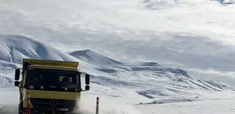 Ağrı'da kardan kapanan 354 köy yolu ulaşıma açıldı