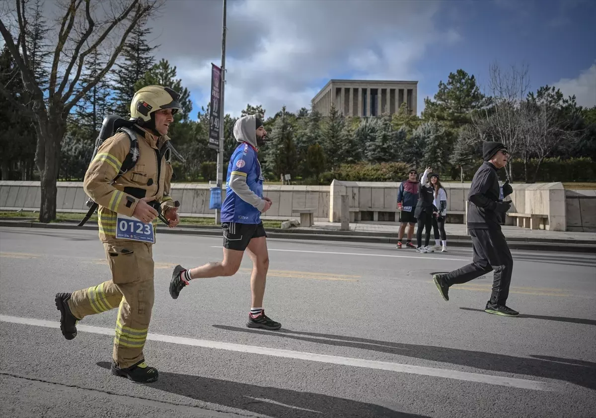 Ankara'da 90. Büyük Atatürk Koşusu yapıldı