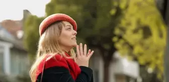 Bahar dizisi bu akşam final yapıyor! Ekip son set gününde veda pastası kesti