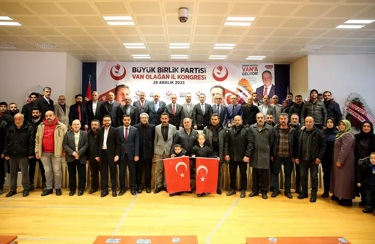 BBP Genel Başkan Yardımcısı Ekrem Alfatlı, Van'da partisinin il kongresine katıldı