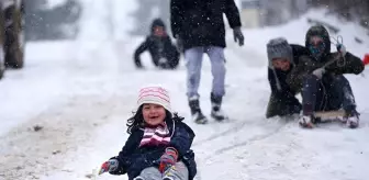 Mevsimin ilk kar tatili haberleri geldi! Çok sayıda ilde eğitime ara