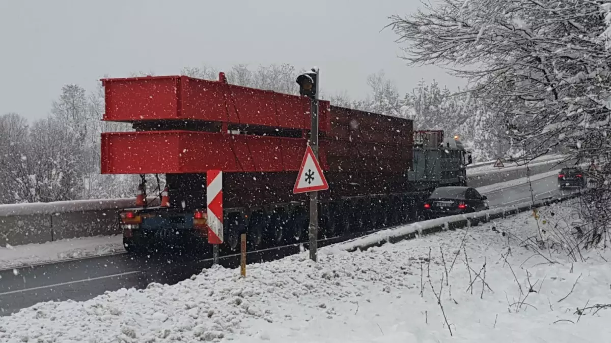 Bolu Dağı geçişinde yoğun kar yağışı