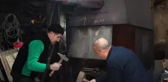 Edirne'de yarım asırdır demircilik yapan kardeşler mesleği yaşatmaya çalışıyor
