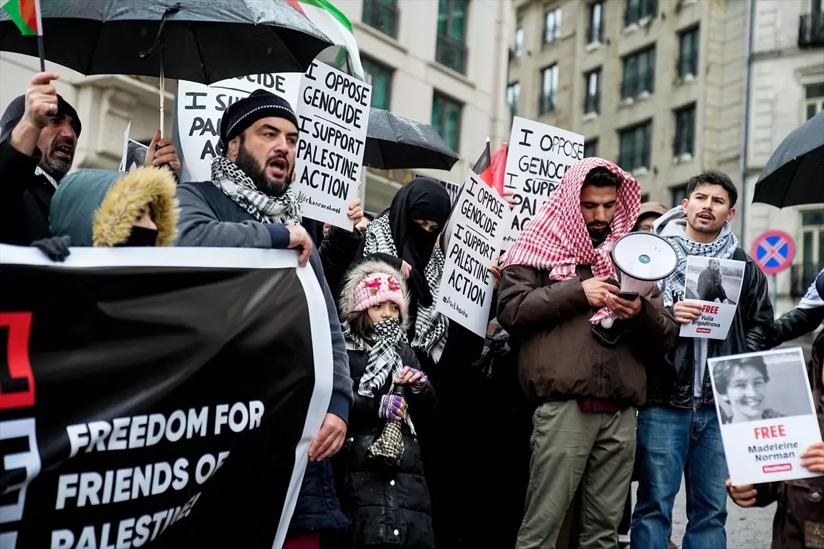 Filistin Davaları İnisiyatifinden 'Palestine Action' grubu aktivistlerine destek