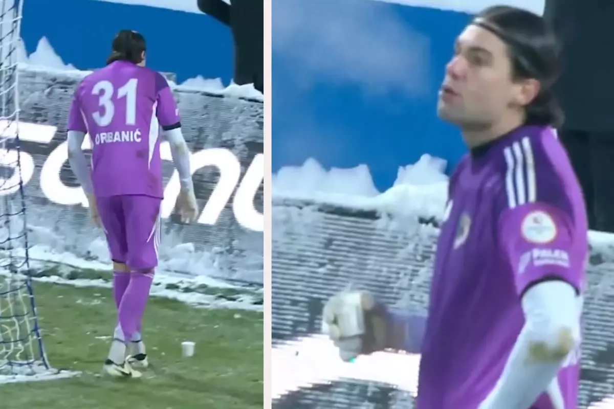 Görüntü Türkiye'den! -10 derece soğukta ısınmak için maç oynanırken çay içti