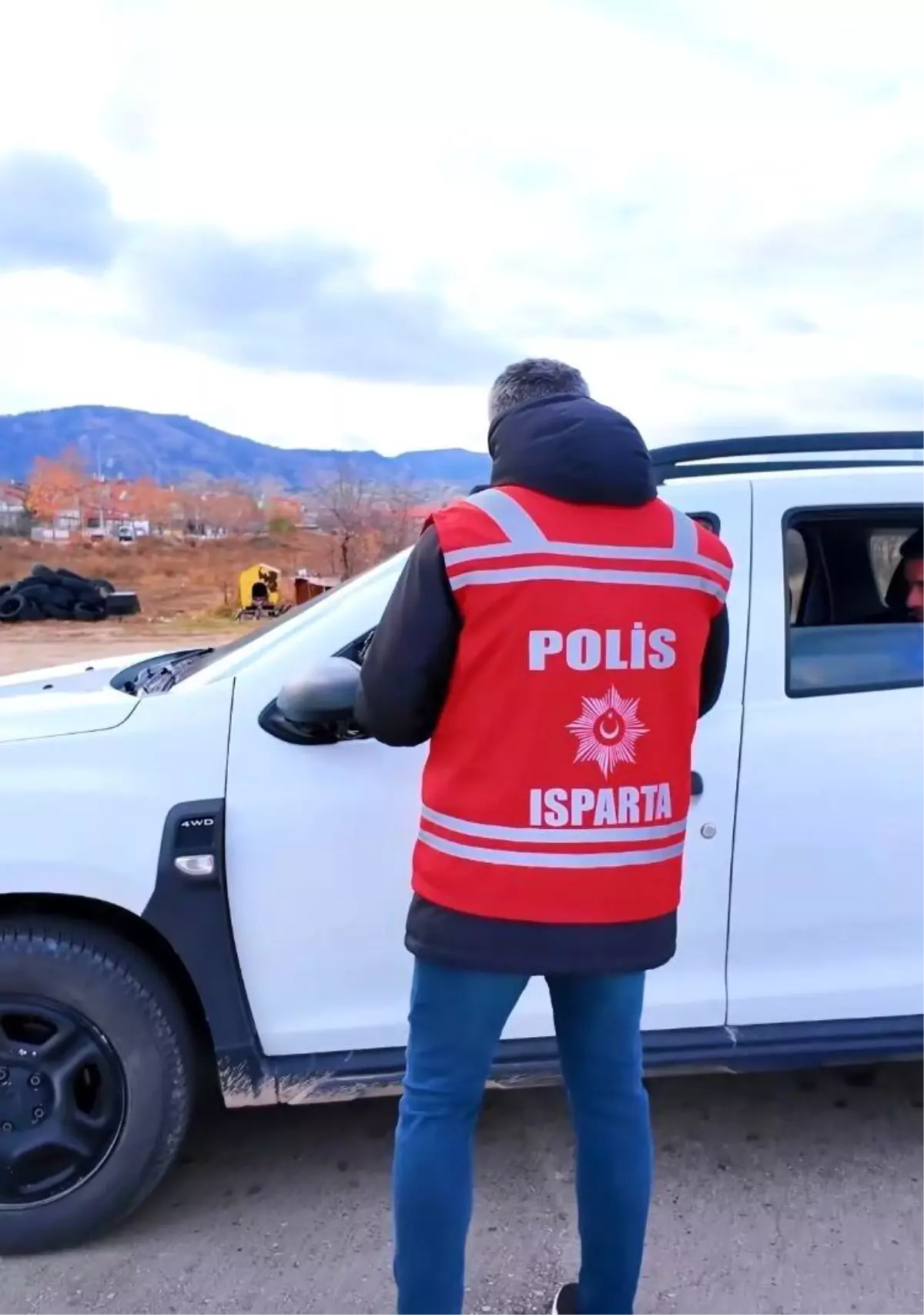 Isparta'da 30 aranan şahıs yakalandı