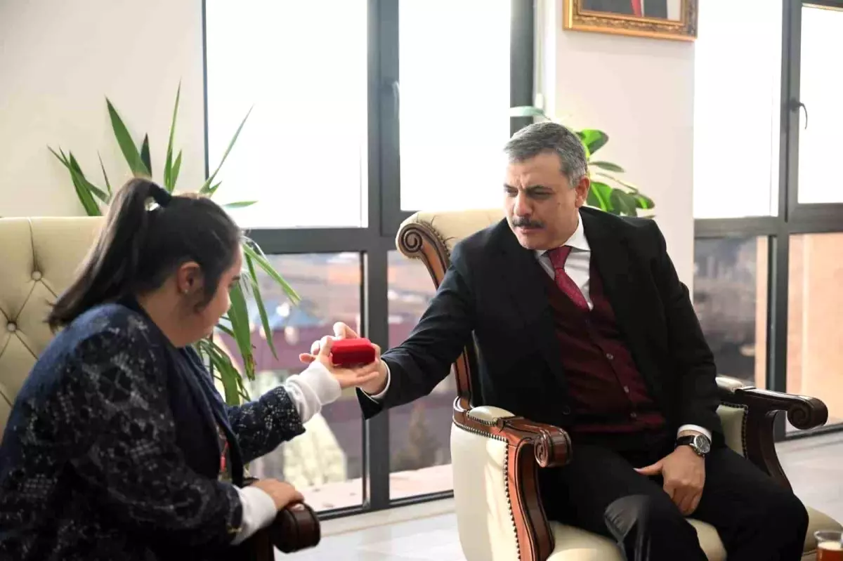 Kısmet'ten Vali Çiftçi'ye tatlı takip