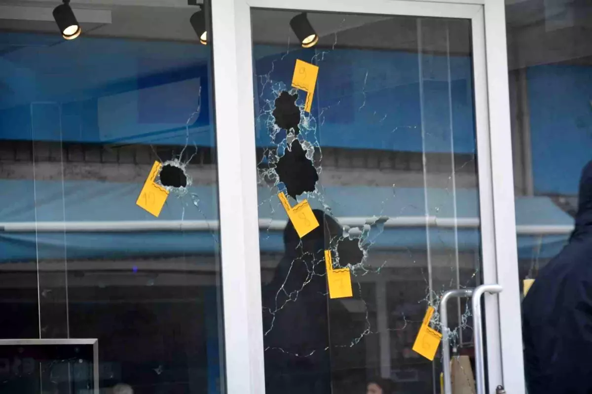 Ordu'da iş yerine uzun namlulu silahla saldırı: O anlar güvenlik kamerasında