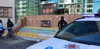 Şanlıurfa'da bir araçta gümrük kaçağı 43 bin paket sigara ele geçirildi