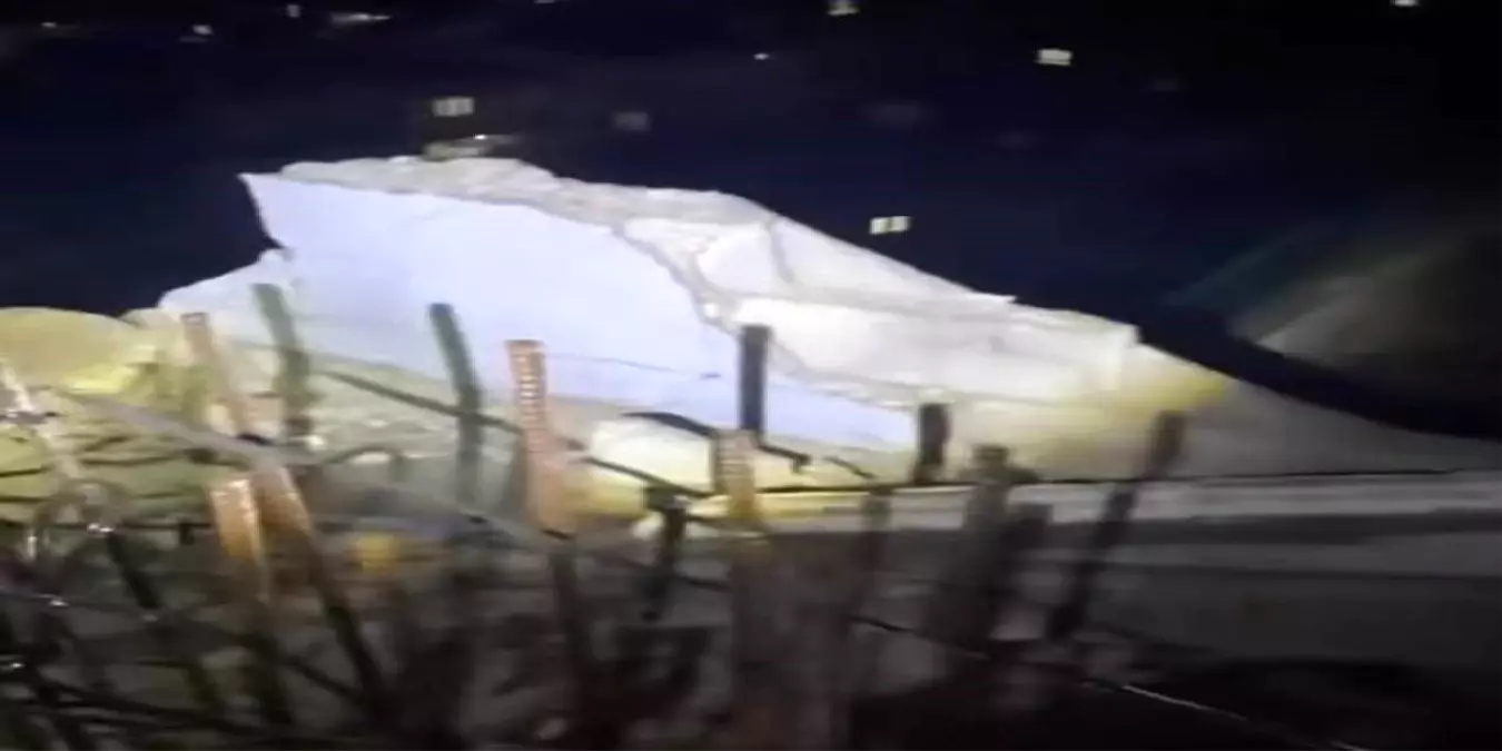 Şırnak'ta 7 katlı apartmana yıldırım düştü