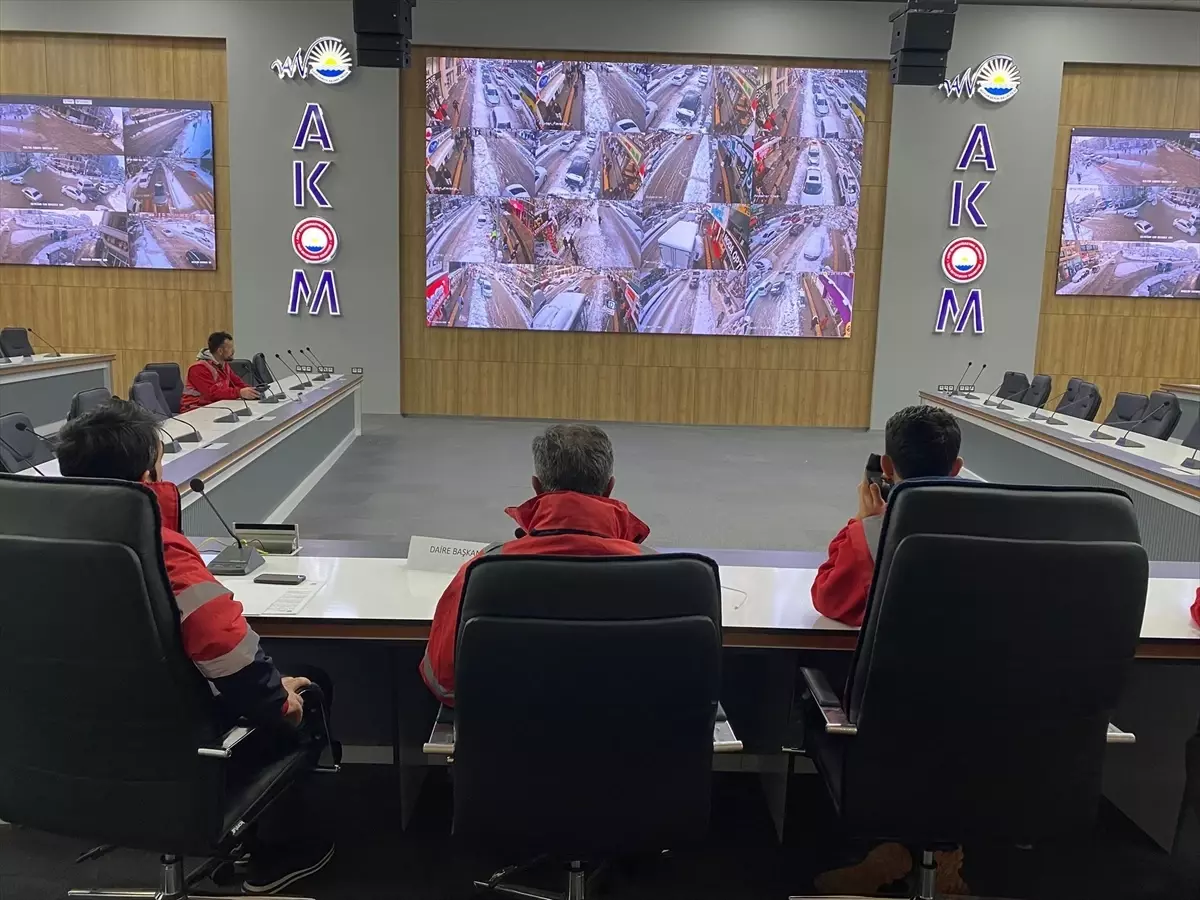 Van'da kar yağışı AKOM'da anlık takip ediliyor