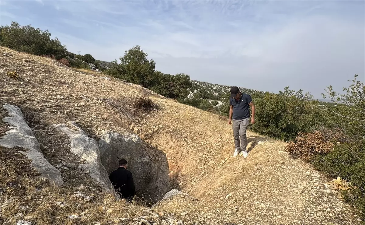 Adıyaman'da 1800 yıllık olduğu değerlendirilen kubbeli mezar odası bulundu