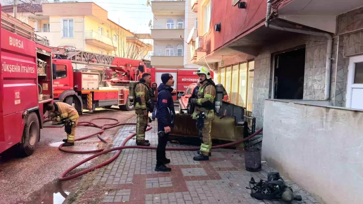 Apartman dairesinde yangın