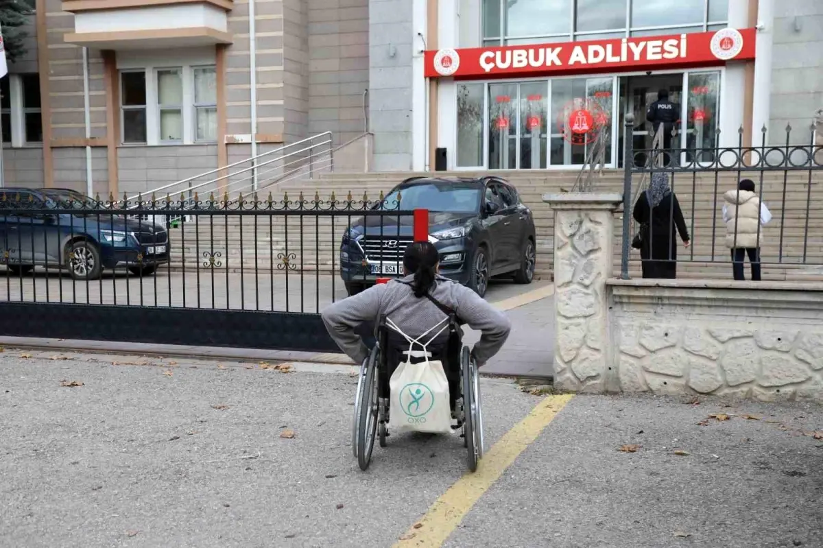 Bankaya olan borcu sebebiyle engelli vatandaşın aracı haciz edildi