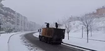 Batman Belediyesi karla mücadele çalışmaları sürdürüyor