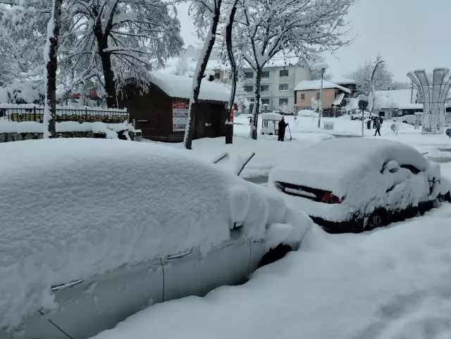 bolu da kar kalinligi yarim metreye ulasti 5 19401976 o