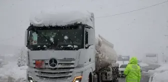 Bolu'da olumsuz hava koşulları nedeniyle eğitime 1 gün daha ara verildi