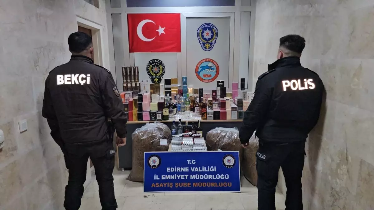 Edirne'de bir depoda sentetik ecza ve kaçak alkol ele geçirildi; 4 gözaltı