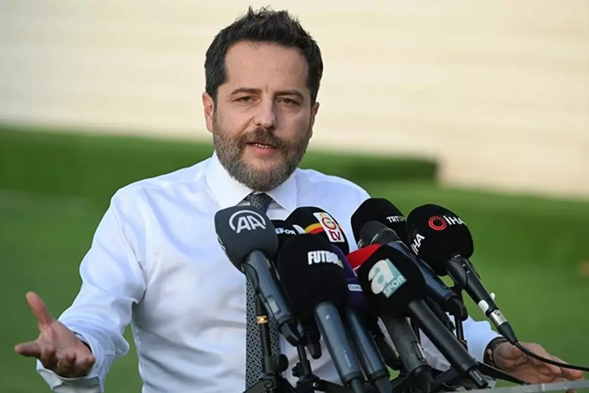 Günlerdir gözaltında olan Erden Timur'dan haber var