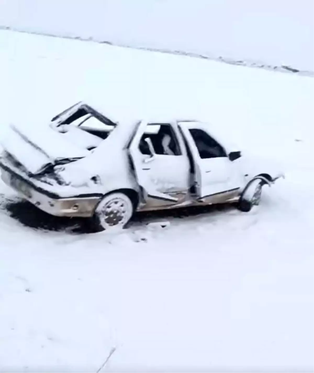 Hilvan'da kar nedeniyle trafik kazası: 3 yaralı