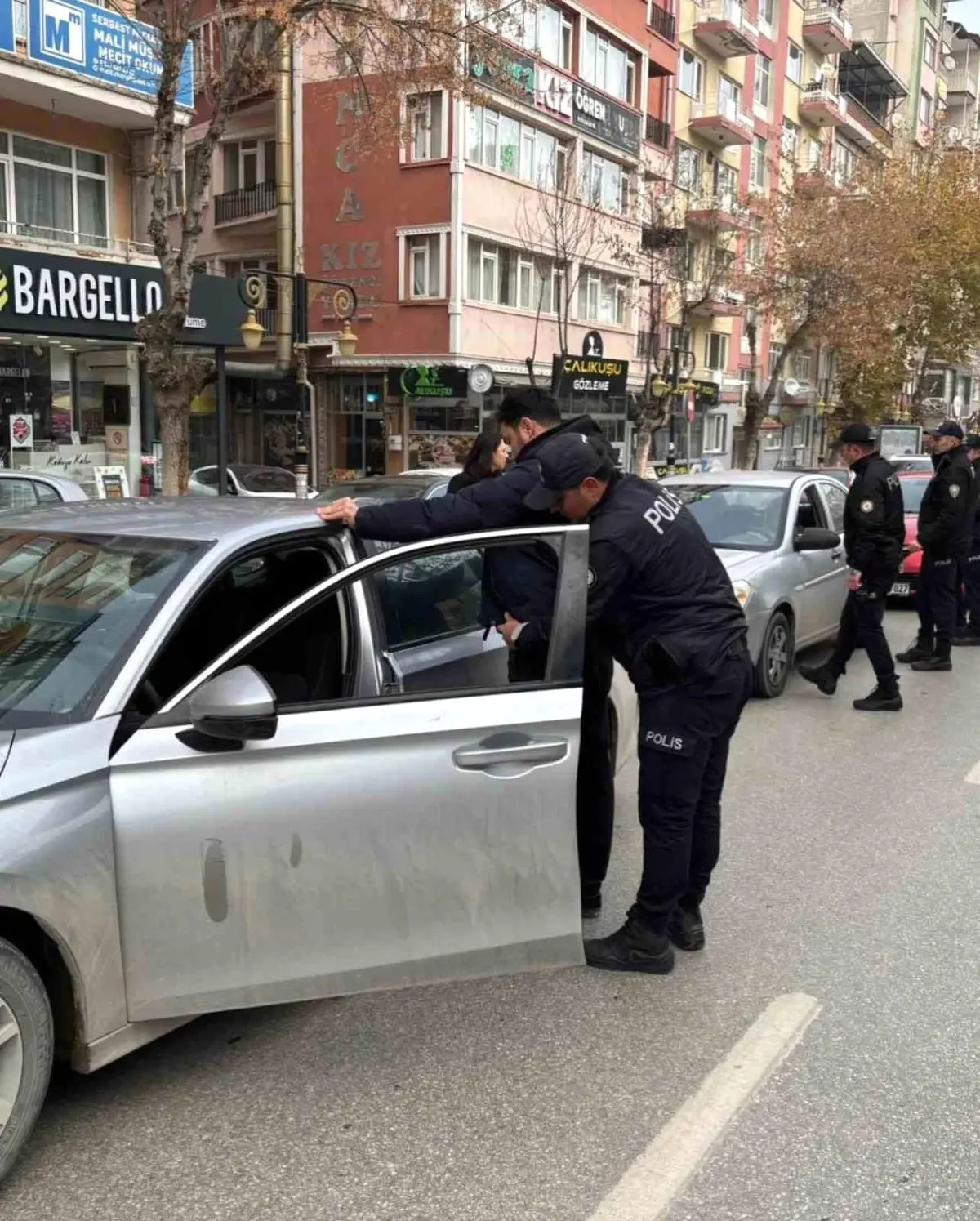 Kütahya'da son iki haftada yoğun denetim, 45 aranan şahıs yakalandı