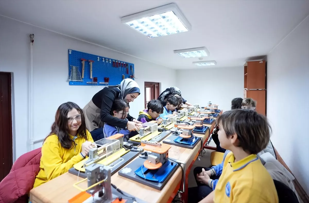 "Kütüphanelerdeyiz" etkinliğiyle öğrenciler okuma kültürüyle buluşuyor