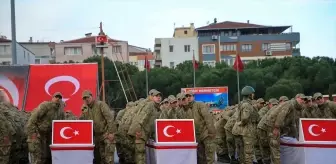 Manisa'da eğitimini tamamlayan 3 bin 559 acemi er ant içti