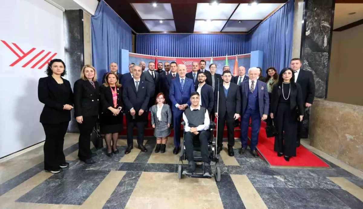 SAÜ, Engelsiz Üniversite Program Nişanı'nda Türkiye birincisi oldu